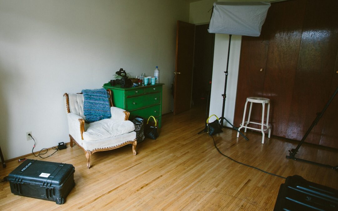 Sleeping on Airport Floors, Couch Surfing, & Navigating New York With Limited Resources